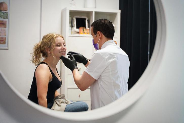 Professionele gezichtsbehandelingen, Handtassen en Accessoires, Uiterlijk | Gezichtsverzorging, Nieuw, Verzorging, Gehele gezicht