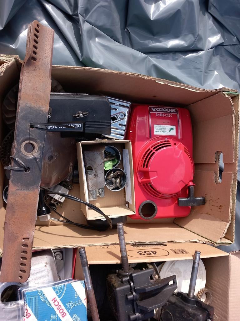 Onderdelen grasmaaier honda, Ophalen