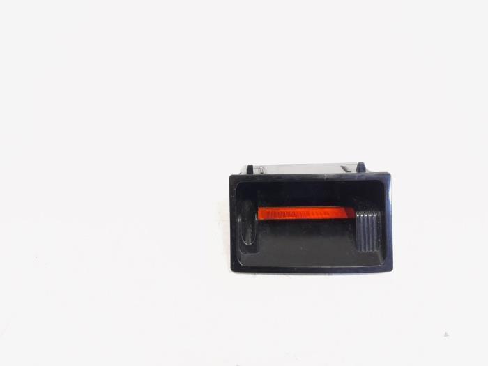 Cendrier avant d'un Audi A4, Autos : Pièces & Accessoires, Habitacle & Garnissage, Audi, Utilisé, 3 mois de garantie, Enlèvement ou Envoi