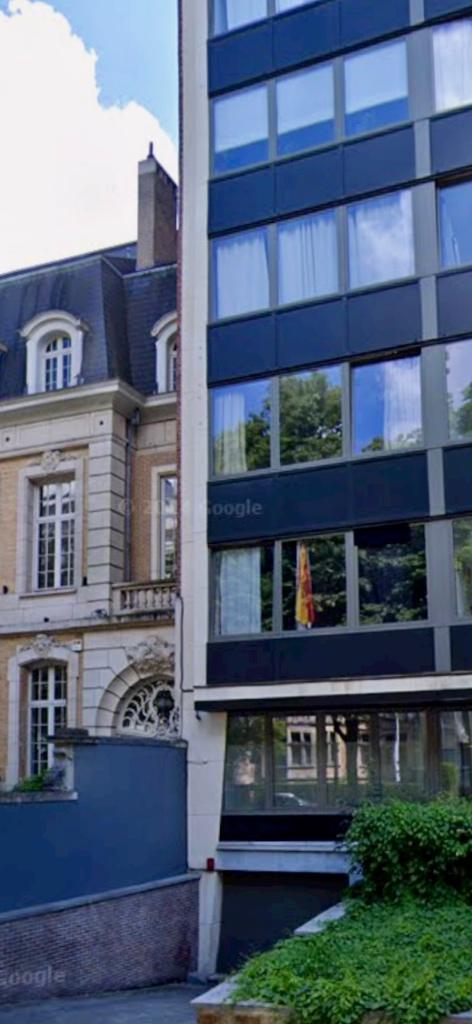 Box de garage fermé à louer – Uccle, Immo, Garages & Places de parking, Bruxelles