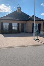 Woning te koop met zeer grote garage of werkhuis in Itegem