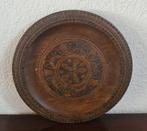 Assiette en bois ornement, Enlèvement