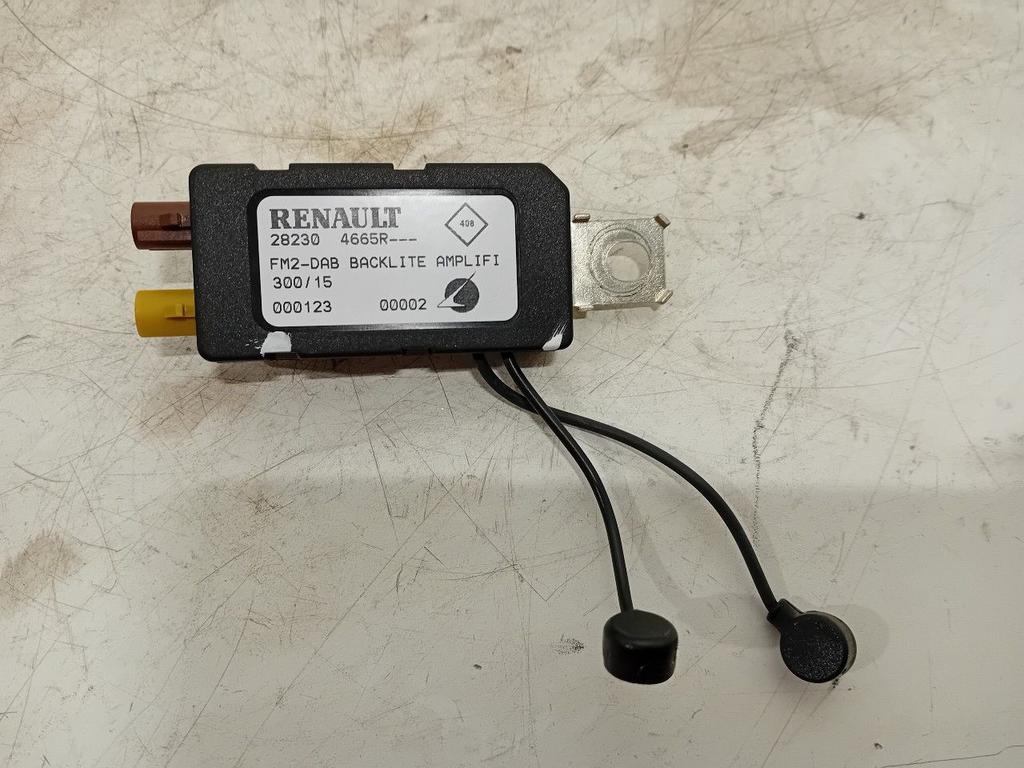 Antenne versterker Renault Talisman, Enlèvement ou Envoi, Van der Ven Autorecycling B.V., Onderdelen@venauto.nl, Ettenseweg 76, 4706 PB Roosendaal, The Netherlands