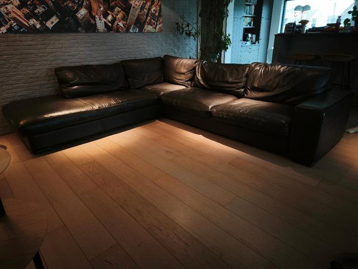 Lederen hoeksalon, Huis en Inrichting, Zetels | Zetels, Gebruikt, Hoekbank, Vierpersoons of meer, 250 tot 300 cm, 75 tot 100 cm