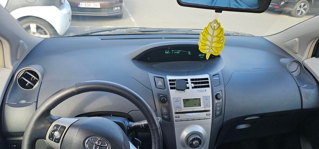 Toyota yaris de 2006 essence tres bonne état, Achat, Yaris