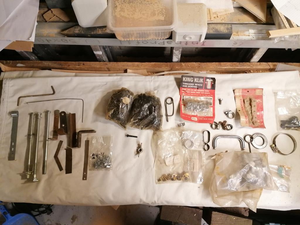 Quincaillerie diverse, Bricolage & Construction, Enlèvement ou Envoi, Comme neuf, Autres types