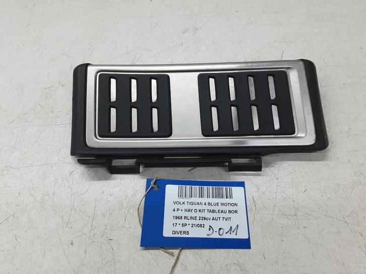 DIVERS DIVERS Volkswagen Tiguan (AD1) (5Q1864551A), Autos : Pièces & Accessoires, Autres pièces automobiles, Volkswagen, Utilisé