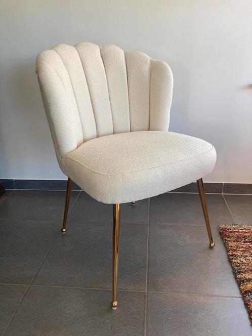 Schelp stoel / fauteuil teddy - Bouclé - wit / ecru / goud, Huis en Inrichting, Stoelen, Zo goed als nieuw, Stof, Wit, Ophalen