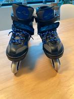 Blauw zwarte skeelers m35-38, Rollers 4 roues en ligne, Réglable, Comme neuf, Enlèvement