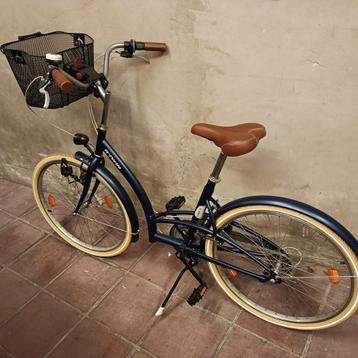 blauwe stadsfiets B’Twin beschikbaar voor biedingen