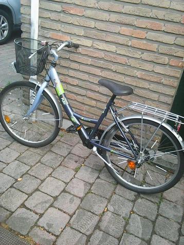meisjesfiets  girls-fun 24 inch met mandje beschikbaar voor biedingen