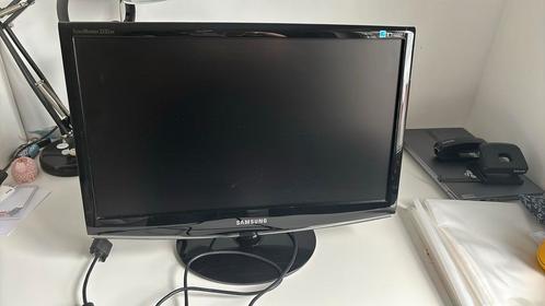 Samsung 22-inch LCD monitor SyncMaster 2233SN, Computers en Software, Monitoren, Zo goed als nieuw, VGA, HD, Ophalen
