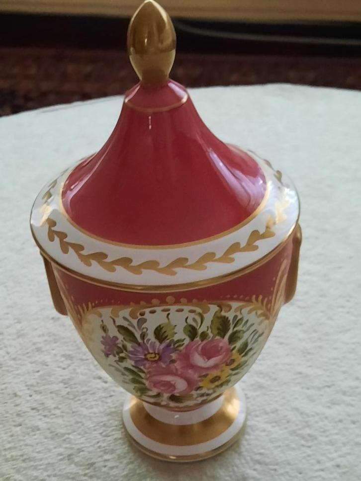 vintage bonbonnière in porselein, Antiek en Kunst, Antiek | Porselein, Ophalen of Verzenden