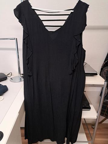 Zwart mouwloos kleedje beschikbaar voor biedingen