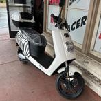 Elektrische scooter, Fietsen en Brommers, Elektrische step (E-scooter), Zo goed als nieuw, Ophalen
