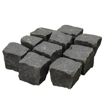 Kasseien Dark Basalt Vietnam 20x14x5-7cm gekloven. beschikbaar voor biedingen