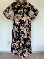 Zwart kleed met beige bloemen Last Queen Paris maat 38, Maat 38/40 (M), Zwart, Last Queen Paris, Ophalen of Verzenden