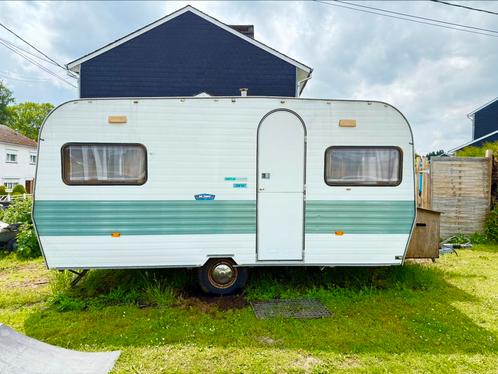 Caravane chateaux, Caravans en Kamperen, Caravans, Particulier, tot en met 4, 750 - 1000 kg, Standaardzit, Chateau, Vast bed, tot 4 meter