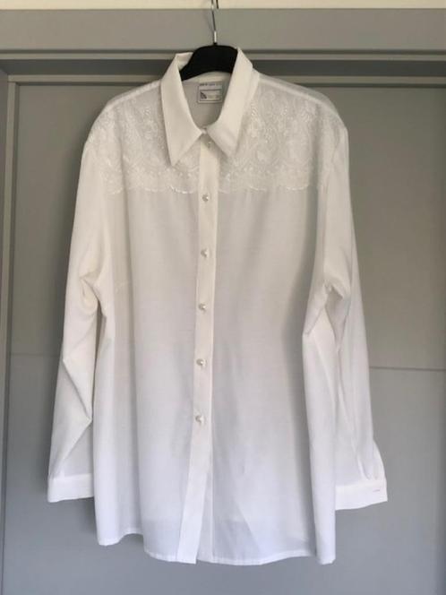 Witte blouse maat 50, Kleding | Dames, Grote Maten, Zo goed als nieuw, Wit, Ophalen of Verzenden