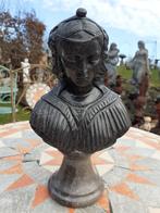 MARMEREN BUSTE VAN EEN ELEGANTE VROUW OP RONDE BASIS, Antiek en Kunst, Ophalen of Verzenden
