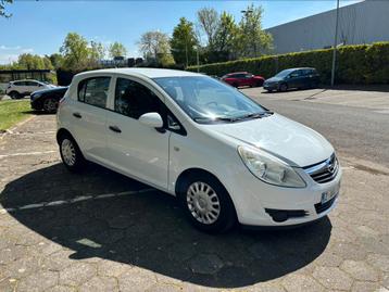 Mooie Opel Corsa benzine met keuring en garantie. beschikbaar voor biedingen