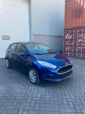 Fors Fiesta- Benzine- Sensoren, airco, Bluetooth,Led,… beschikbaar voor biedingen