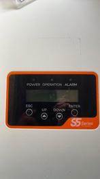 Solis omvormer, Doe-het-zelf en Bouw, Zonnepanelen en Toebehoren, Ophalen, Zo goed als nieuw