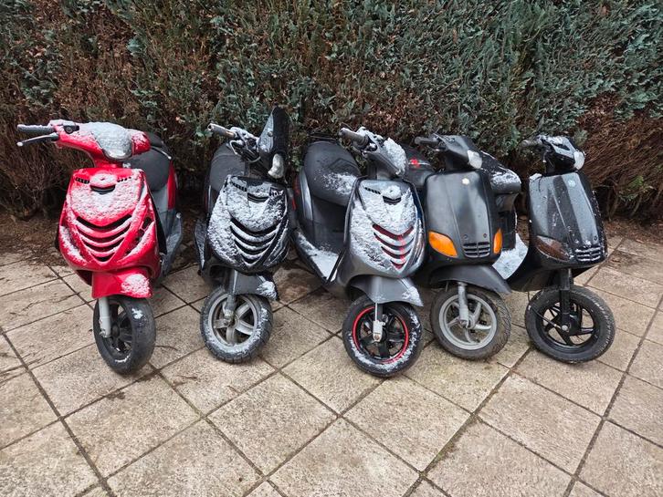 5x piaggio zip voor opmaak, Fietsen en Brommers, Scooters | Piaggio, Zip, Ophalen