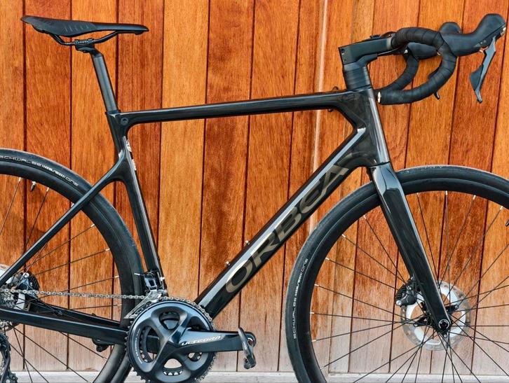 Vélo de route Orbea Orca M20 carbone 2025, Fietsen en Brommers, Fietsen | Racefietsen, Zo goed als nieuw, Ophalen