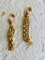 Boucles d'oreilles fantaisie en or avec pierre Swarovski, Autres matériaux, Enlèvement ou Envoi, Violet