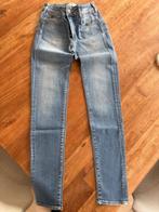Jean Le temps des cerises taille 28, Enlèvement ou Envoi, Comme neuf, Longs, Bleu