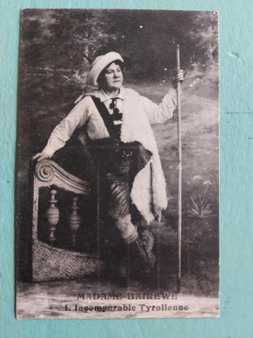 oude postkaart Madame Bairewe