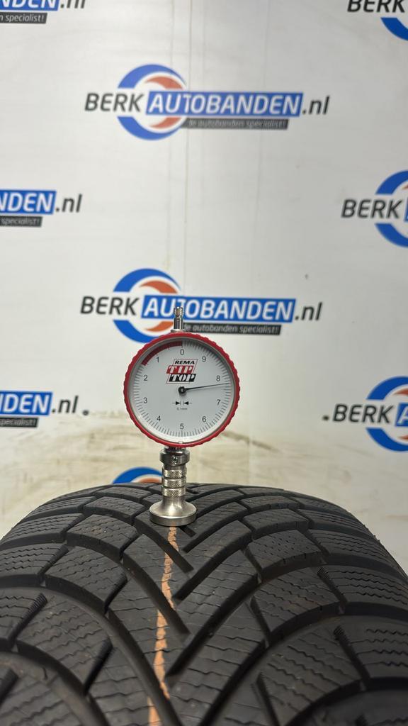 4x Maxxis Premitra Snow WP6 SUV 235/55 R17 103V 235/55/17 23, Auto-onderdelen, Banden en Velgen, Band(en), Winterbanden, 17 inch