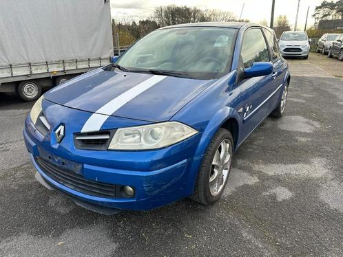 RENAULT MEGANE F1 edition | BENZINE, Auto's, Renault, Bedrijf, Te koop, Mégane, Airconditioning, Cruise Control, Radio, Benzine