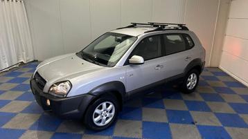 Hyundai Tucson 2.0 CRDI 4WD bj. 2005 157000km LICHTE VRACHT beschikbaar voor biedingen