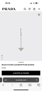Boucle d’oreille Prada - argent 925, Handtassen en Accessoires, Portemonnees, Ophalen, Zo goed als nieuw