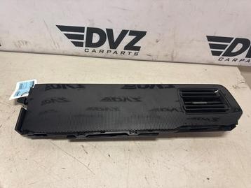 Dashboard sierlijst van een Volkswagen Tiguan beschikbaar voor biedingen