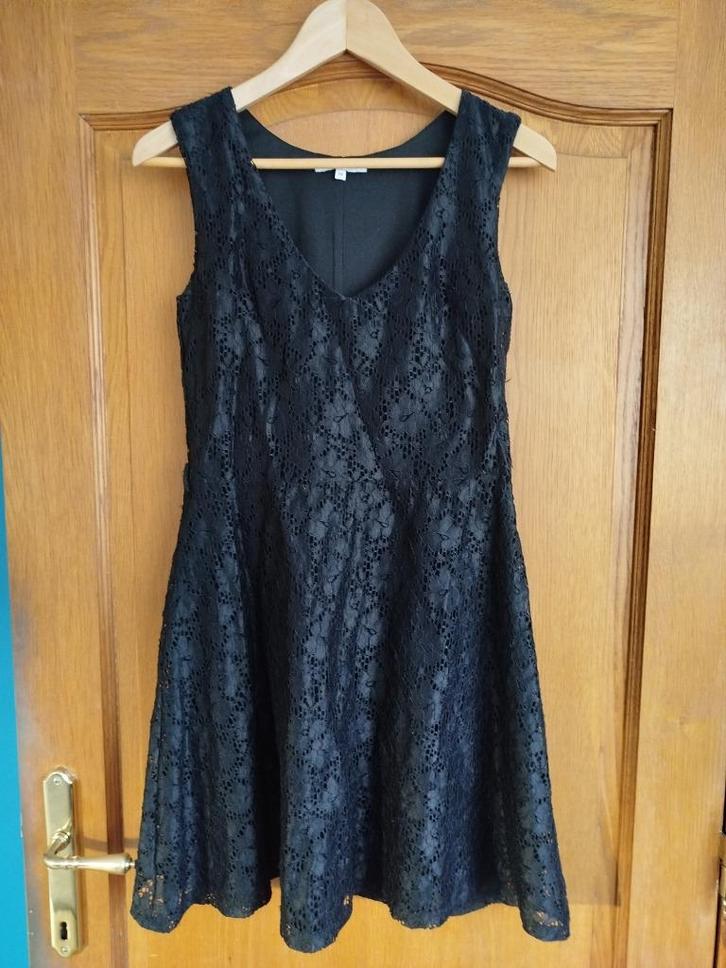 Robe noire en dentelle- Lola & Lisa- taille 38, Kleding | Dames, Jurken, Gedragen, Zwart, Ophalen