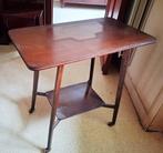 Jolie desserte - tables à roulettes à rafraîchir