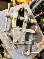 Ancien étau, Enlèvement, Utilisé, Fer
