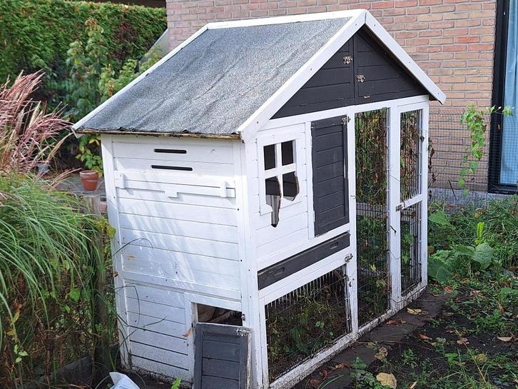 Konijnenvilla of kippekot, Dieren en Toebehoren, Knaagdieren en Konijnen | Hokken en Kooien, Gebruikt, Ren, 90 cm of meer, 110 cm of meer