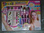 TRENDY MEIDEN JEWELRY & BODY ART 62 DLG SET Nieuw, Ophalen of Verzenden, Nieuw, Overige typen