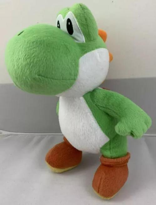 Nintendo Super Mario Bros Yoshi pluche knuffel 27 cm 2010, Kinderen en Baby's, Speelgoed | Knuffels en Pluche, Zo goed als nieuw