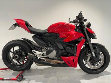 Ducati Streetfighter V2 03/2023, 4388km beschikbaar voor biedingen