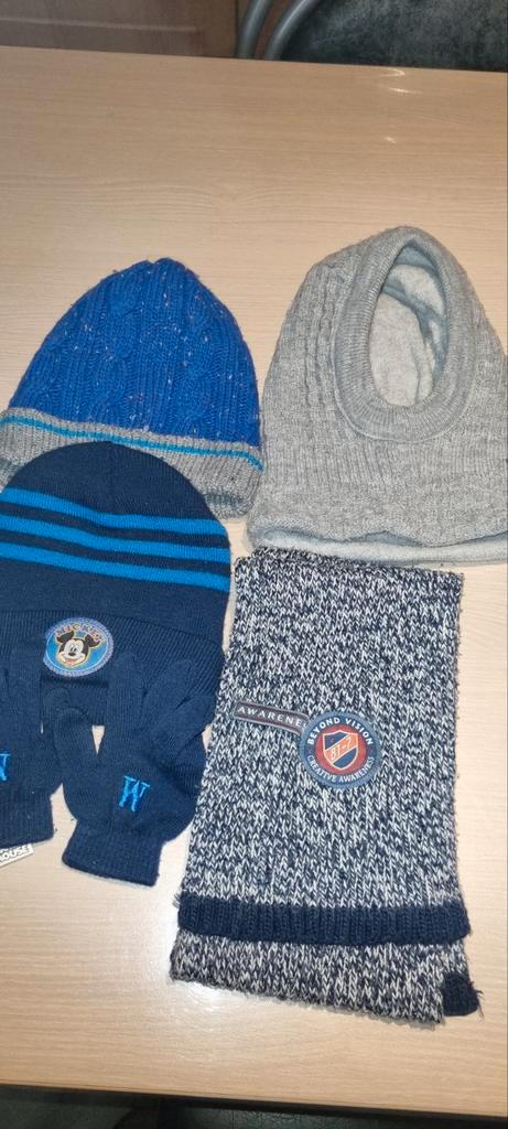 Mutsen en sjaal voor kinderen, Kinderen en Baby's, Kinderkleding | Mutsen, Sjaals en Handschoenen, Zo goed als nieuw, Muts, Ophalen of Verzenden