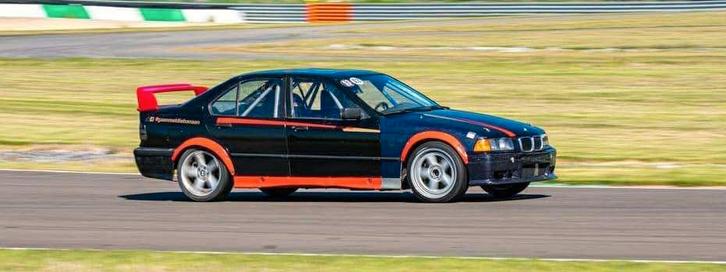 Te koop BMW e36 sedan met 3L motor X5, Auto's, BMW, Particulier, Ophalen