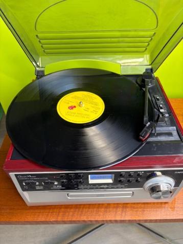 Platenspeler / CD en radio Classic Phono beschikbaar voor biedingen