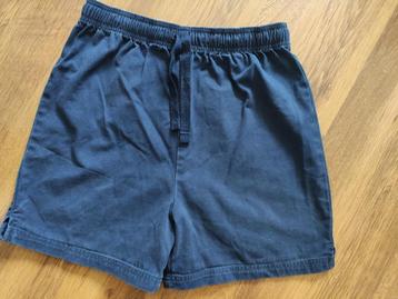 Short/turnbroek, maat 158