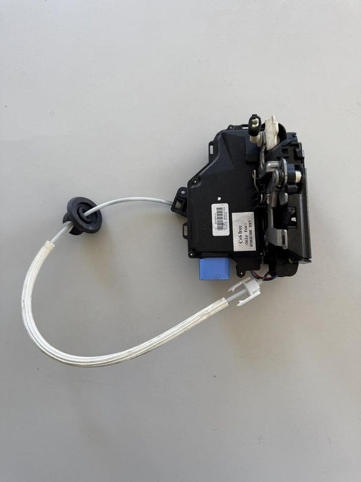 Porsche 955.531.015.00 deurslot links, Auto-onderdelen, Elektronica en Kabels, Gebruikt, Ophalen of Verzenden