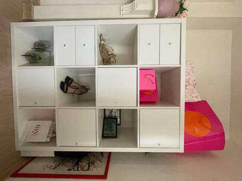 witte kallax kast, Huis en Inrichting, Kasten | Boekenkasten, Nieuw, 100 tot 150 cm, 100 tot 150 cm, 25 tot 50 cm, Met lade(s)